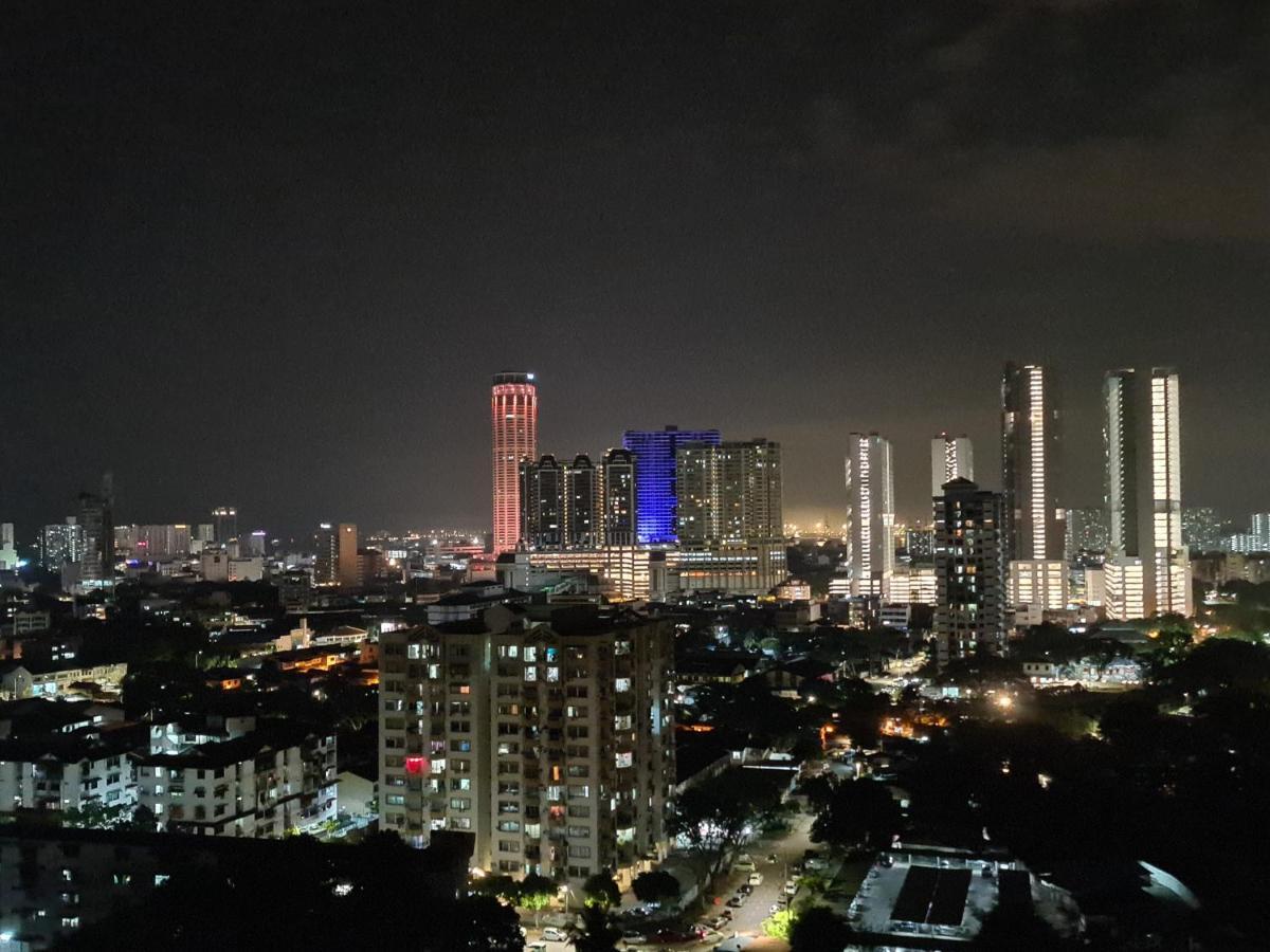 Beacon Executive Suite - Skypool Penang View George Town Bagian luar foto