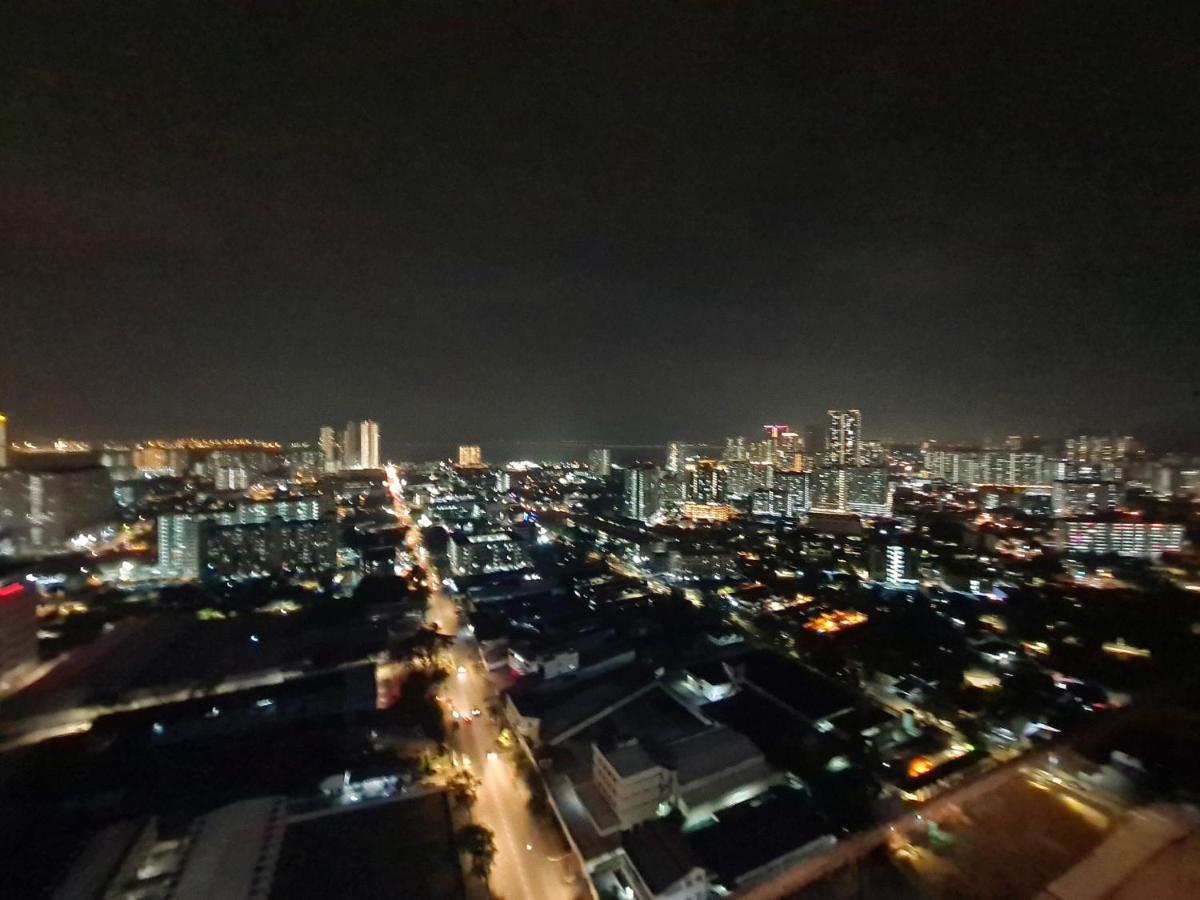 Beacon Executive Suite - Skypool Penang View George Town Bagian luar foto
