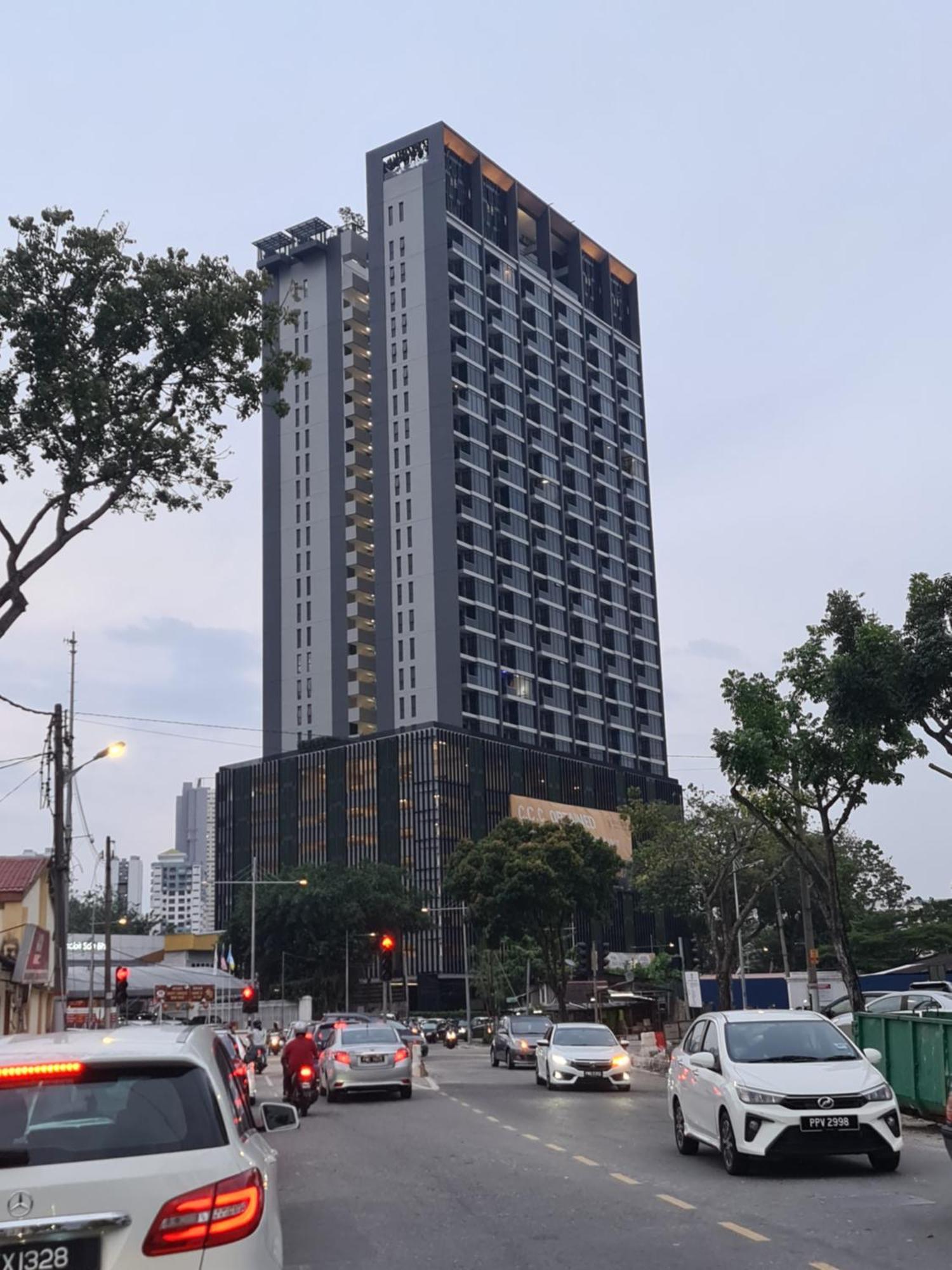 Beacon Executive Suite - Skypool Penang View George Town Bagian luar foto
