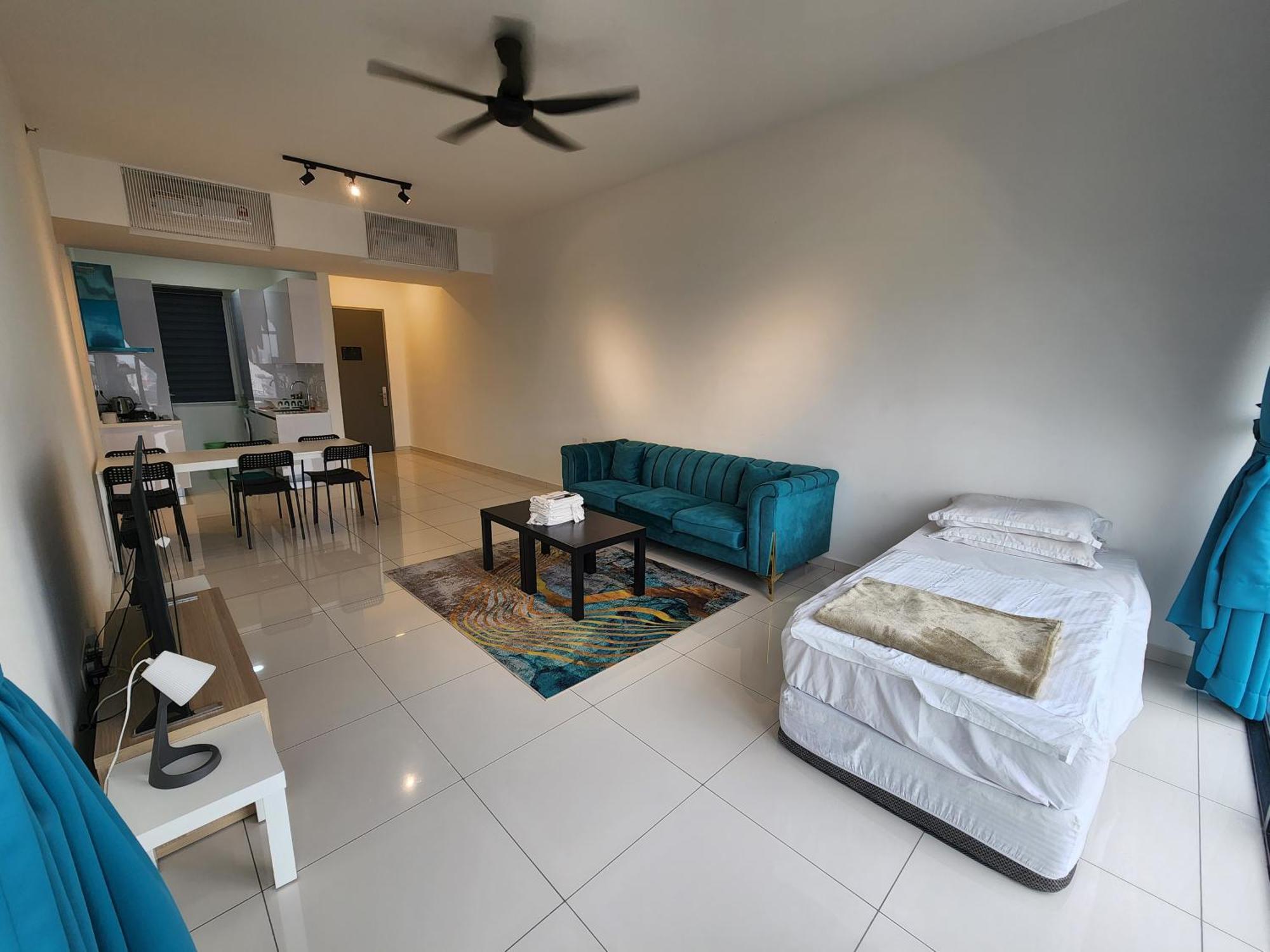 Beacon Executive Suite - Skypool Penang View George Town Bagian luar foto